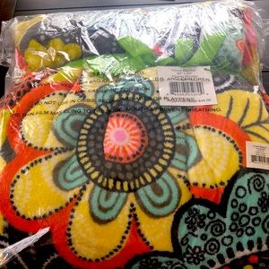 Throw Blanket- In Flower Shower Pattern.